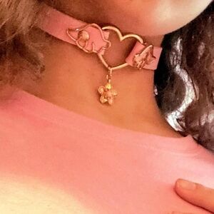 🌸 Hot Topic Angel Sakura Choker 🌸 Pink and Gold